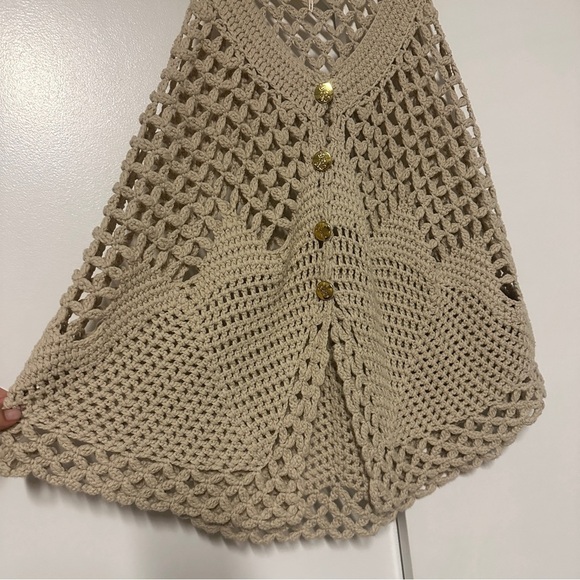 Free People Tan Crochet Sweater Top Vest with Gold Buttons Size Medium - Picture 5 of 9